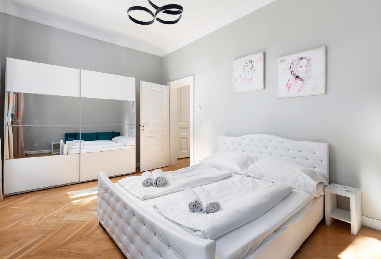 Imperial Schoenbrunn - Contactless Check-in Appartamento