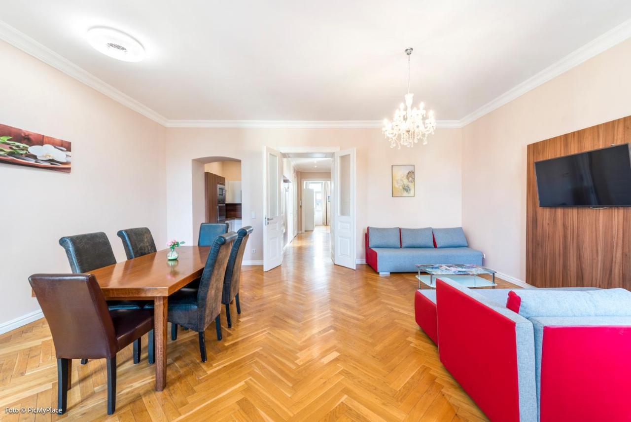 Imperial Schoenbrunn - Contactless Check-in * Vienna